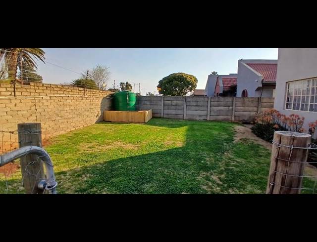 2 BEDROOM PROPERTY TO RENT IN ELOFF